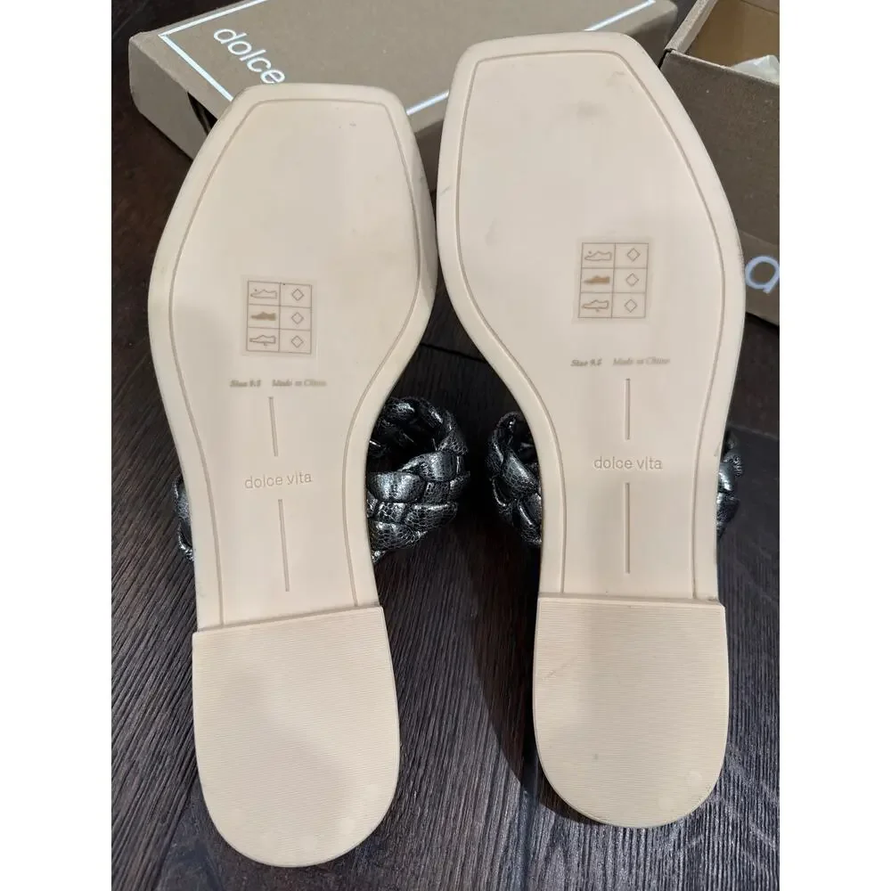 NWT Dolce Vita Indy Graphite Metallic Stella Silver Sandal Flat. Size 9.5.